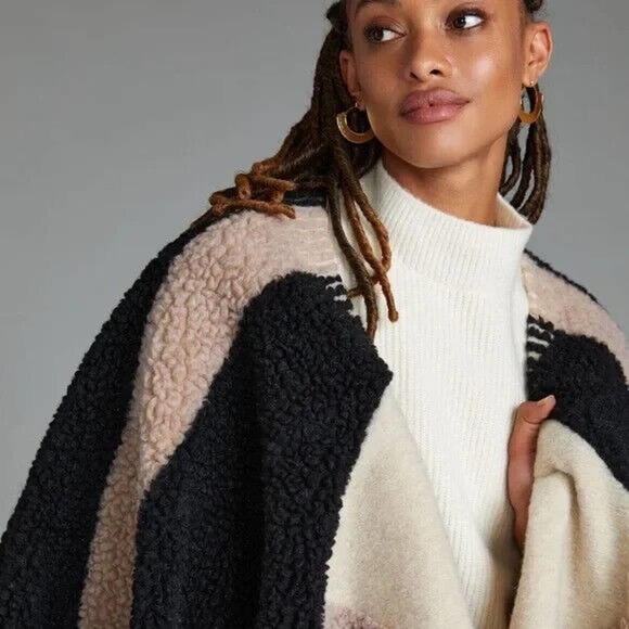 NWT Maeve Anthropologie Dusk & Dawn Capelet Sherpa Colorblock Textured Cape Boho - Picture 5 of 12